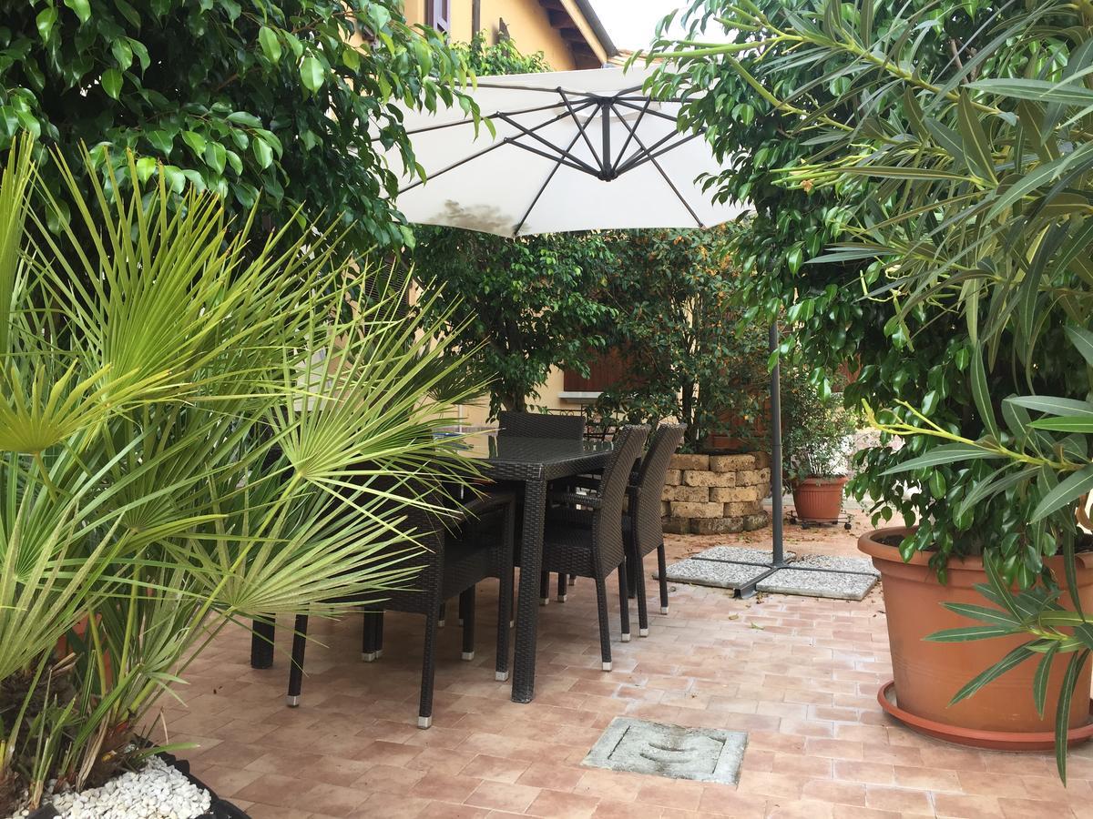 Casa Nives Bed & Breakfast San Pietro in Casale Exterior foto